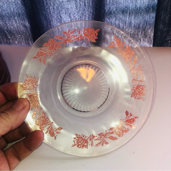 Set of 11 vintage Anchor Hocking  dessert plates- 6 inches Clear with pink - Picture 3 of 8